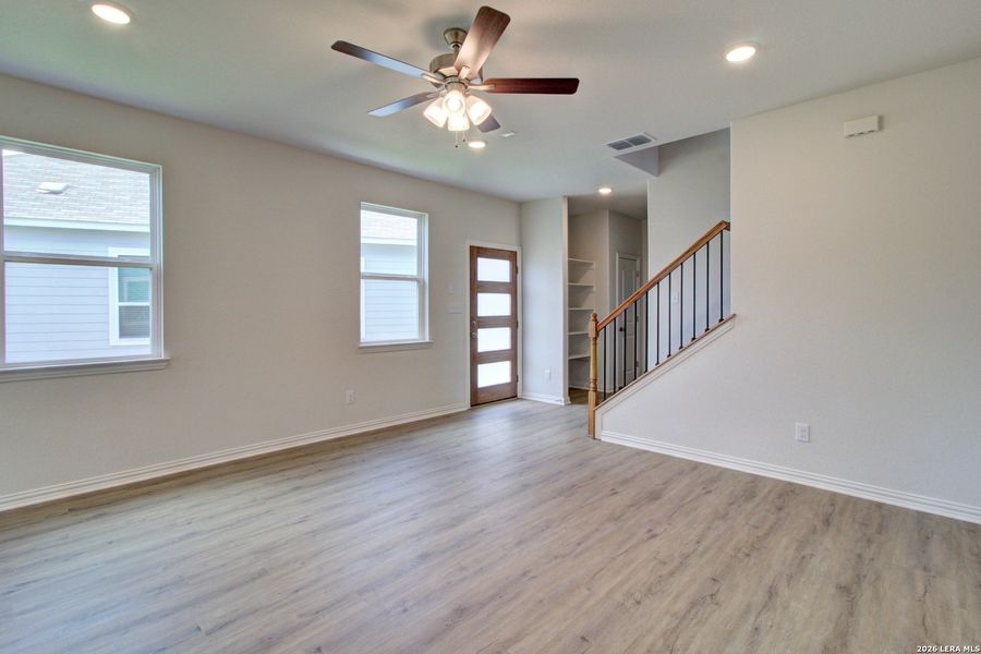 Spacious, unfurnished interior of a new home in Casinas at Gruene, New Braunfels (Image 13).