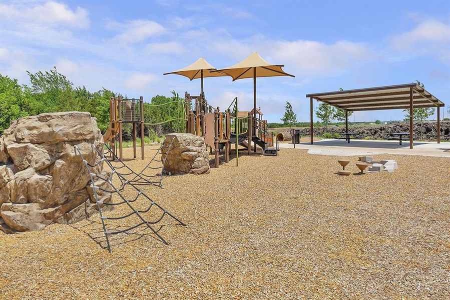 Community amenities in Edgewater, Fate (Image 31).