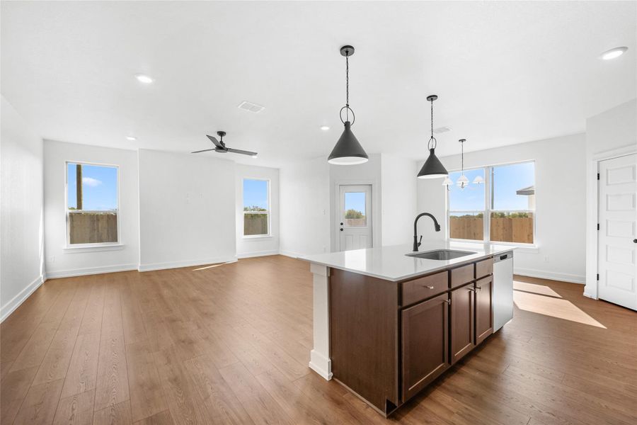 Please Note: These interior photos are not of the actual home but are of a completed one with a simialr floor plan. Finishes, features, and layouts may vary. Please Note: These interior photos are not of the actual home but are of a completed one with a simialr floor plan. Finishes, features, and layouts may vary.