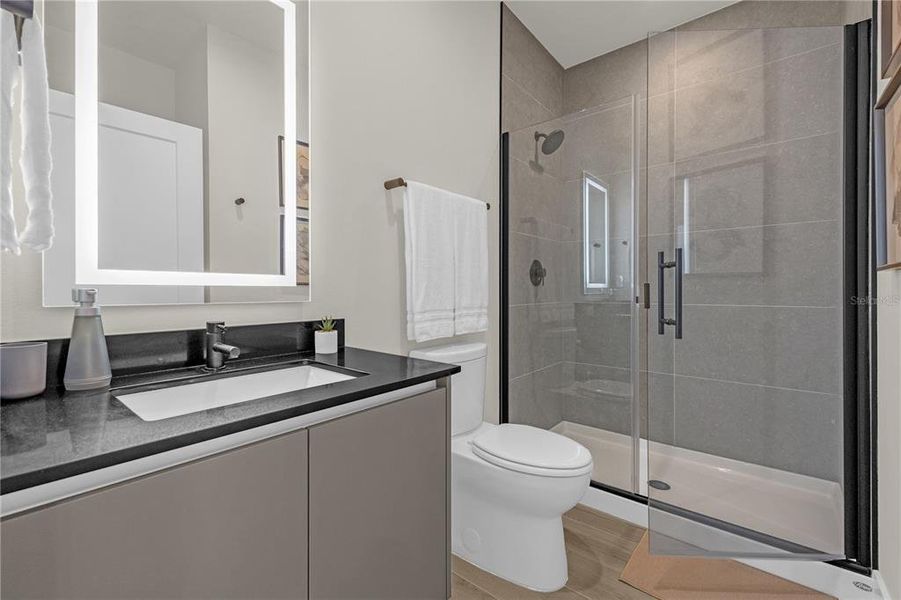 Furnished interior view inside a new home in , Clermont (Image 25).