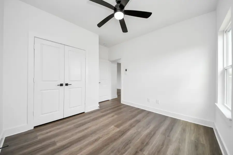 Image 4 of a home in . Image 4 of a home in .