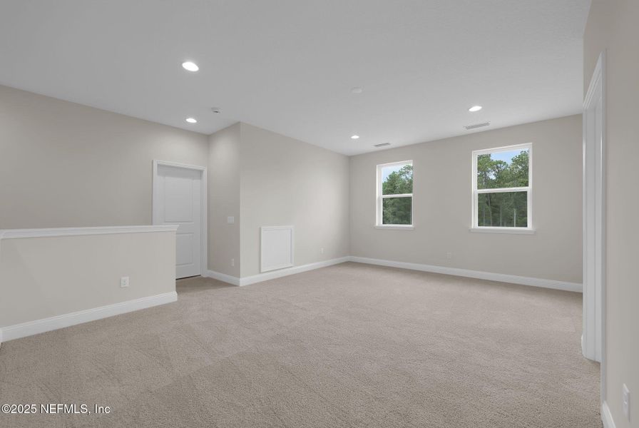 Spacious, unfurnished interior of a new home in Courtney Oaks at SilverLeaf, St. Augustine (Image 15).