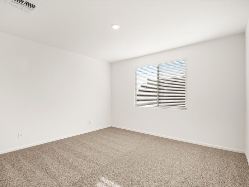 Spacious, unfurnished interior of a new home in Entrada Del Toro, Sahuarita (Image 9). Spacious, unfurnished interior of a new home in Entrada Del Toro, Sahuarita (Image 9).