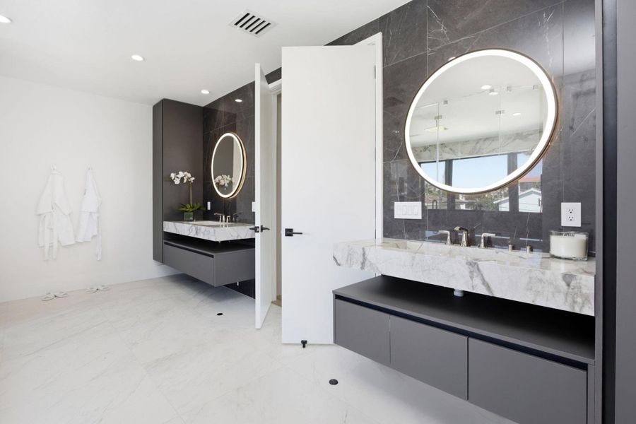 Luxury Primary Bedroom Retreat