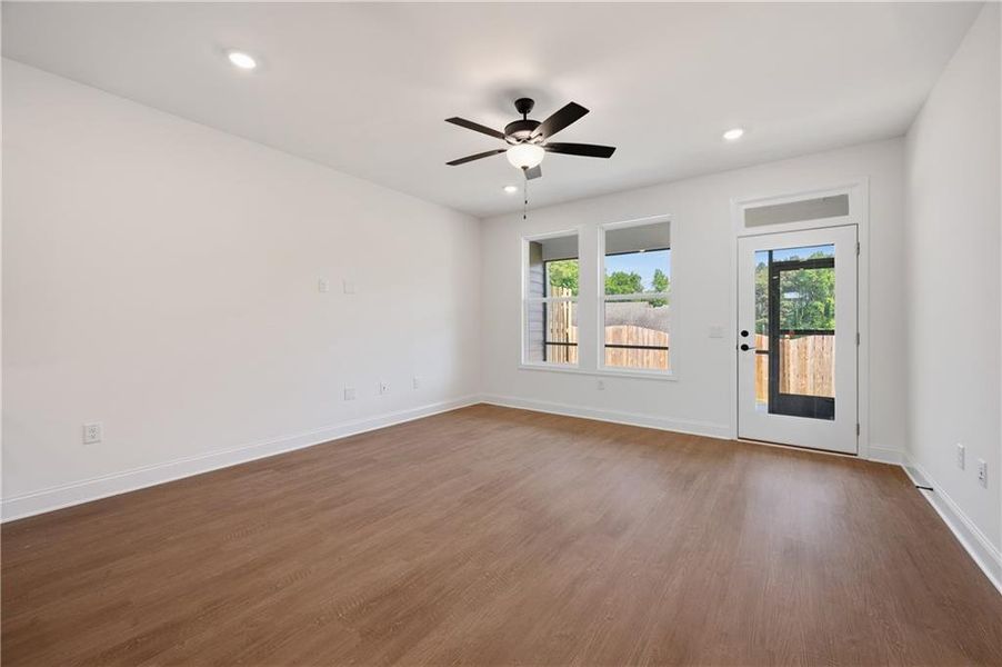 Spacious, unfurnished interior of a new home in Harmony Walk, Cartersville (Image 20).