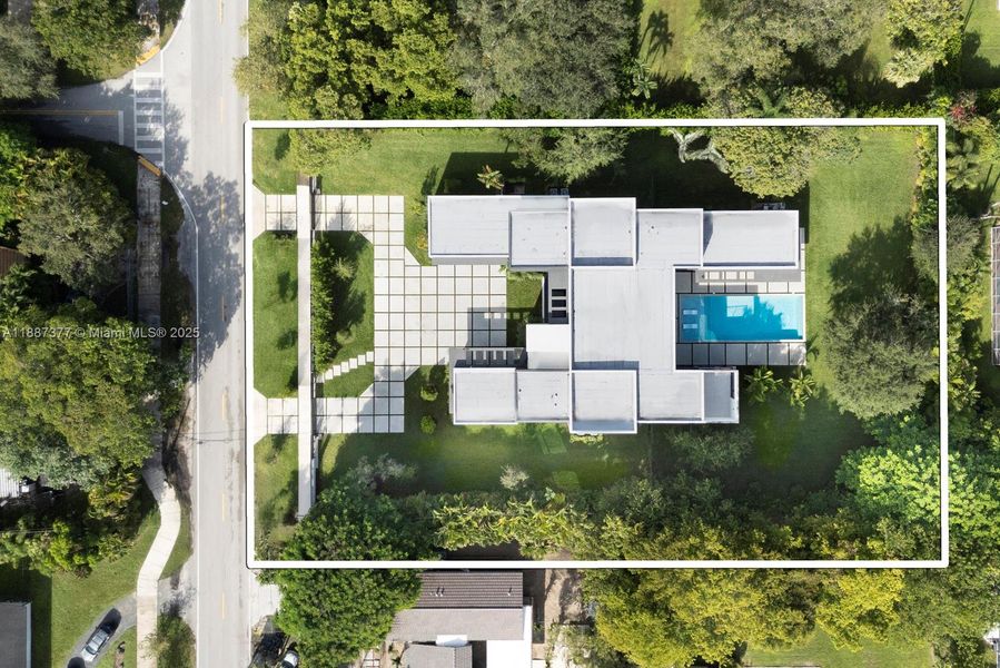 Image 68 of a home in .