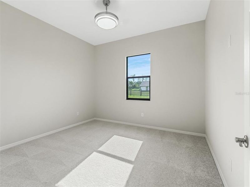 Spacious, unfurnished interior of a new home in , Ocala (Image 25).