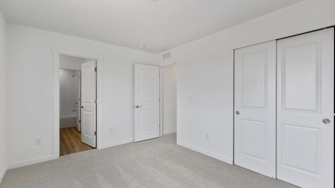 Furnished interior view inside a new home in Granary, Johnstown (Image 31).