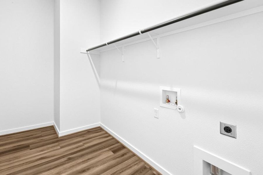 Image 32 of a home in The Colony.