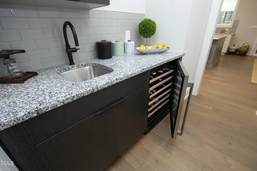 09ButlerPantry 09ButlerPantry