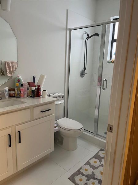 Furnished interior view inside a new home in , Miami (Image 10).