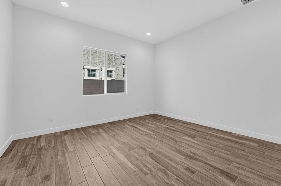 Spacious, unfurnished interior of a new home in Legado, Queen Creek (Image 21).