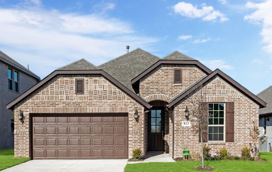 Representative exterior photo of a completed home built from the Rio Grande by UnionMain Homes in Elevon, Lavon, TX (Image 1).