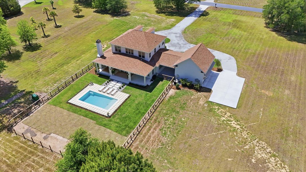 Image 86 of a home in .