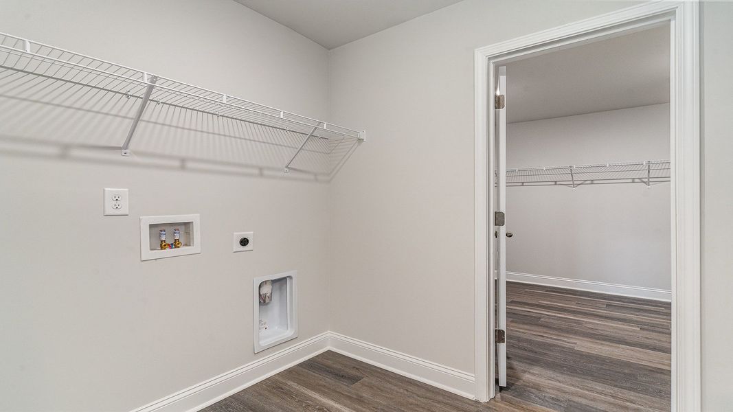 Spacious, unfurnished interior of a new home in Eden Springs, Longs (Image 20).