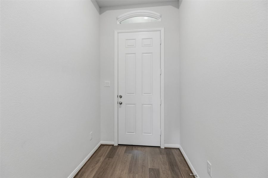 Spacious, unfurnished interior of a new home in Westland Ranch, League City (Image 17). Spacious, unfurnished interior of a new home in Westland Ranch, League City (Image 17).