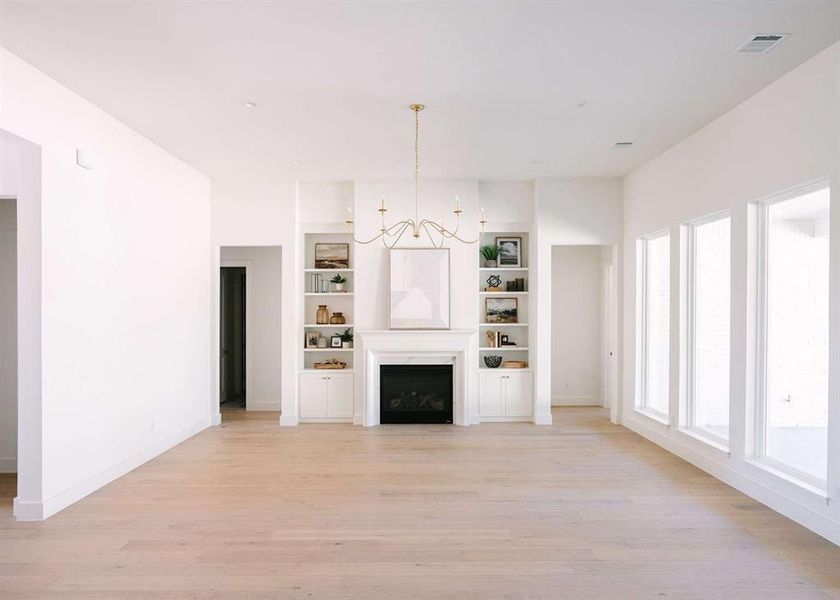 Spacious, unfurnished interior of a new home in , Weatherford (Image 22).