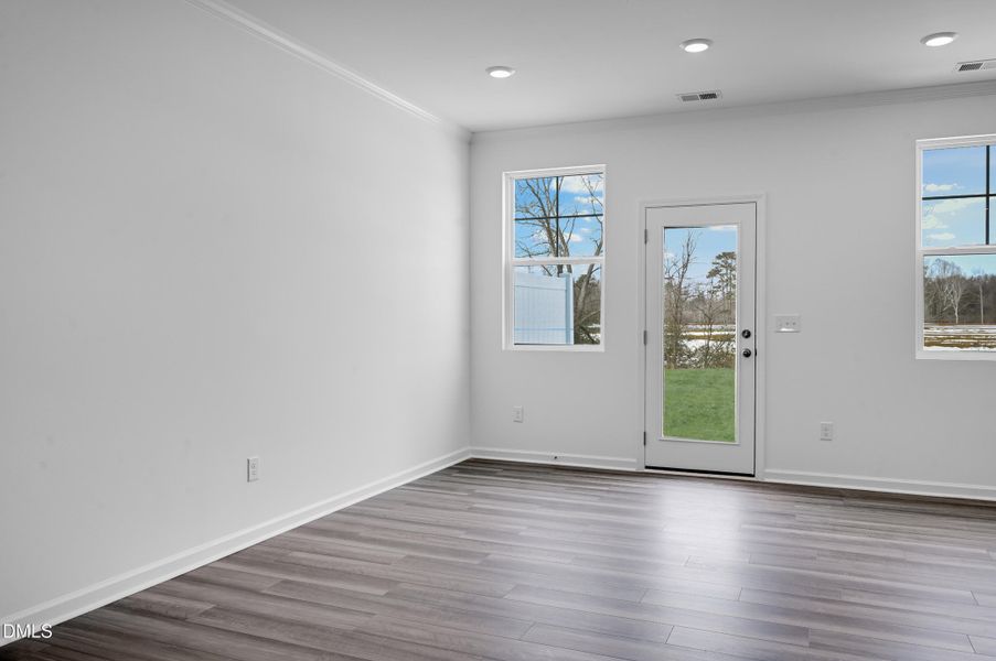 SUN_MyrtleMeadows_Pic_CarsonII-13