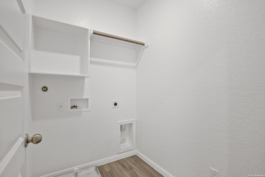 Spacious, unfurnished interior of a new home in Melissa Ranch, San Antonio (Image 21). Spacious, unfurnished interior of a new home in Melissa Ranch, San Antonio (Image 21).