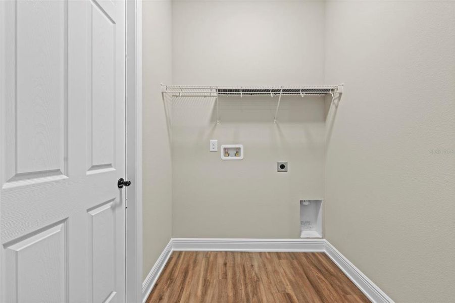 Spacious, unfurnished interior of a new home in , Homosassa (Image 22). Spacious, unfurnished interior of a new home in , Homosassa (Image 22).