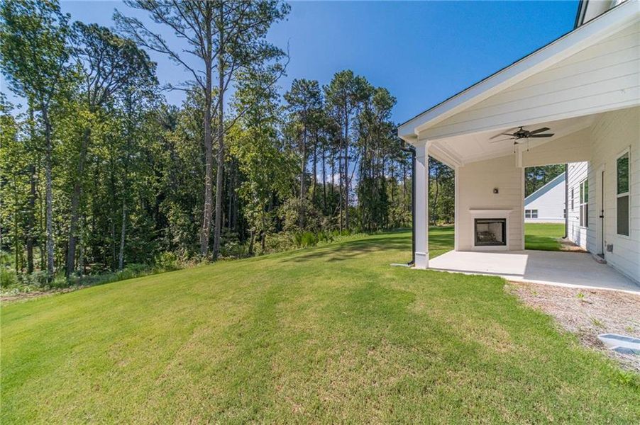 Exterior details and patio area of a home in , Loganville (Image 4).