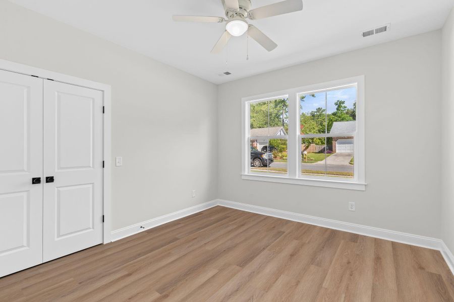 Spacious, unfurnished interior of a new home in , Summerville (Image 23).