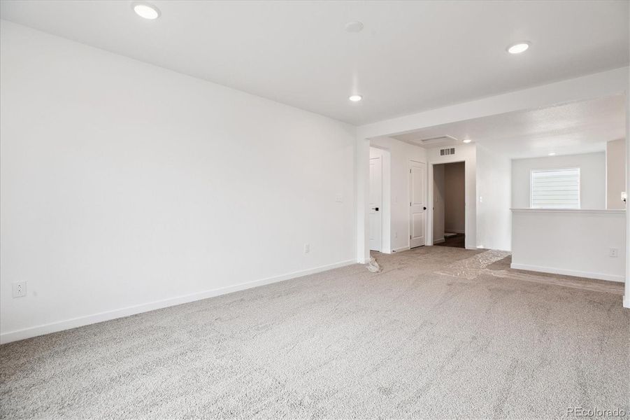 Spacious, unfurnished interior of a new home in , Brighton (Image 25).