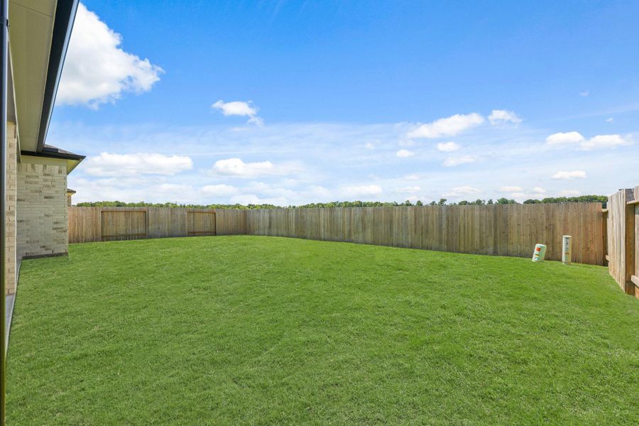 Front exterior of a new home in Briarwood Crossing, Rosenberg, TX, highlighting curb appeal (Image 19).