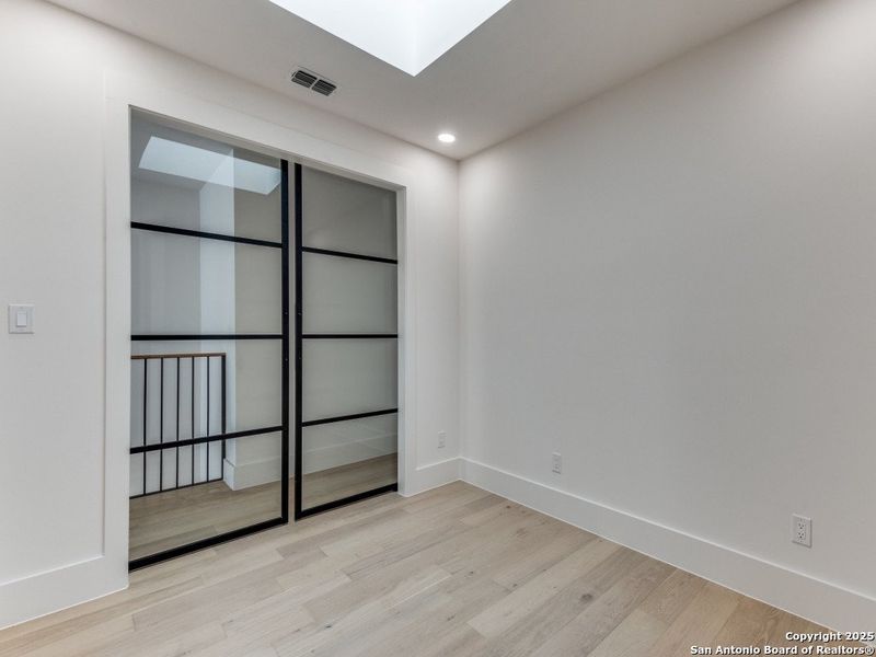 Spacious, unfurnished interior of a new home in , San Antonio (Image 20). Spacious, unfurnished interior of a new home in , San Antonio (Image 20).
