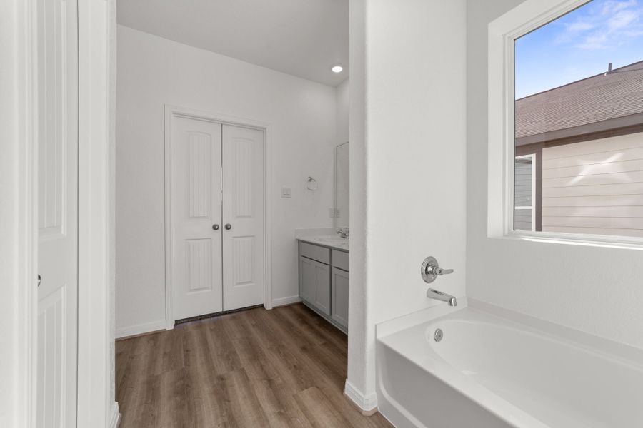 171 Kayla Ave - Yellowstone Floorplan - Primary Bathroom