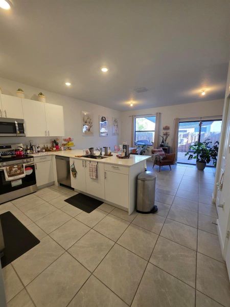 Furnished interior view inside a new home in , Homestead (Image 5).