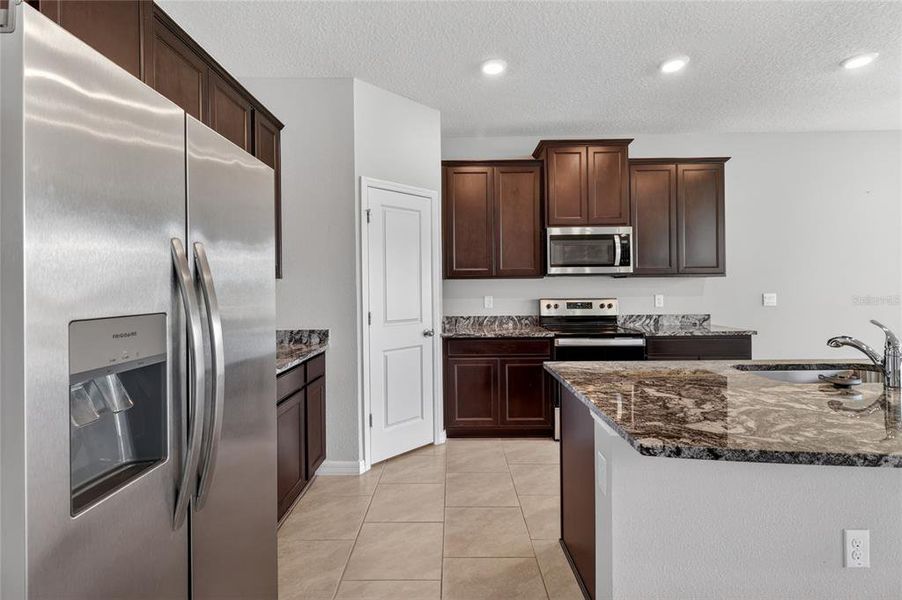 Furnished interior view inside a new home in Epperson, Wesley Chapel (Image 14). Furnished interior view inside a new home in Epperson, Wesley Chapel (Image 14).