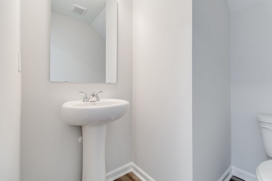 Image 29 of a home in Astoria.