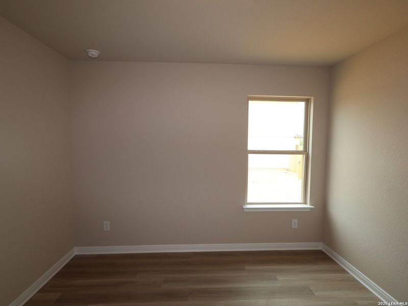 Spacious, unfurnished interior of a new home in Hickory Ridge, Elmendorf (Image 32).