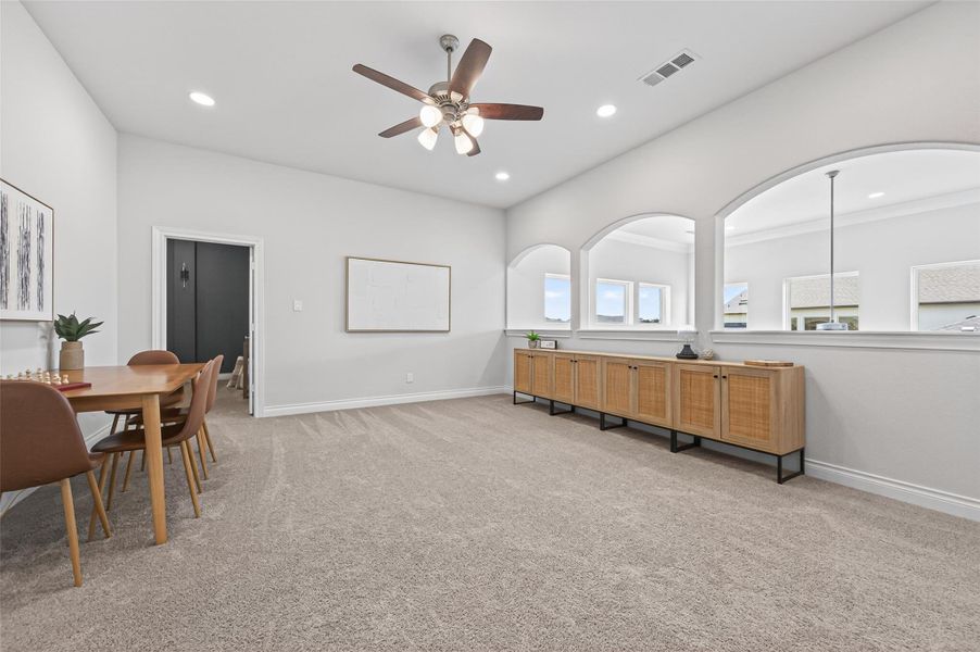 Furnished interior view inside a new home in Towne Lake 70’, Cypress (Image 37). Furnished interior view inside a new home in Towne Lake 70’, Cypress (Image 37).