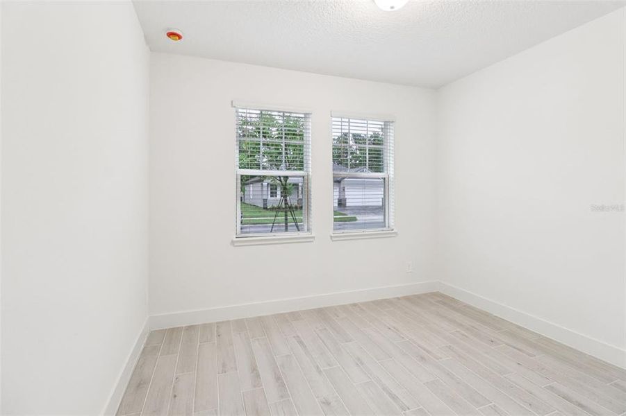 Spacious, unfurnished interior of a new home in Ridgehaven - Reserve Series, Ormond Beach (Image 21).