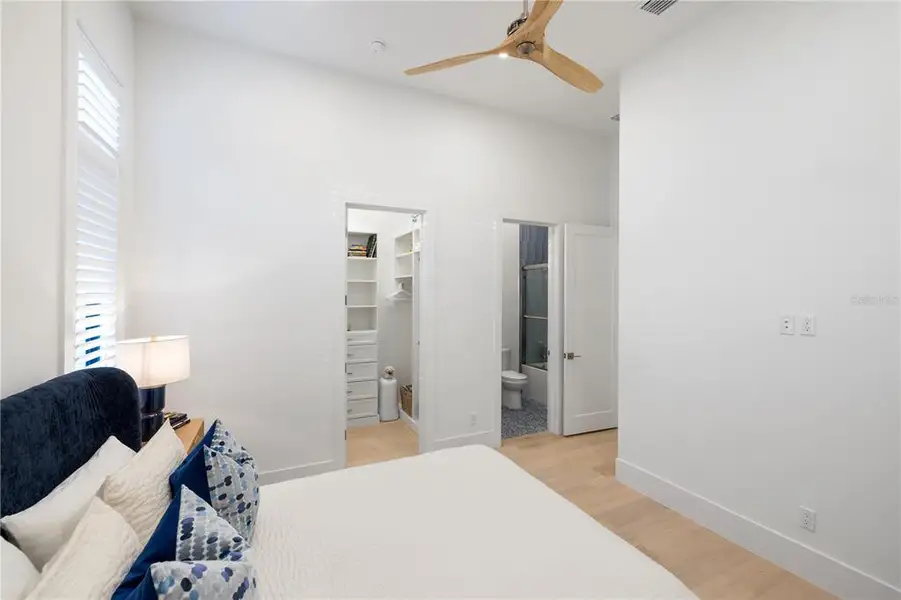 Furnished interior view inside a new home in , Sarasota (Image 6).