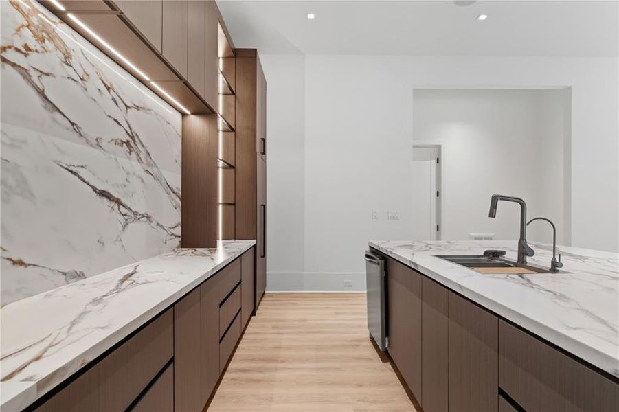 Furnished interior view inside a new home in , Alpharetta (Image 47).