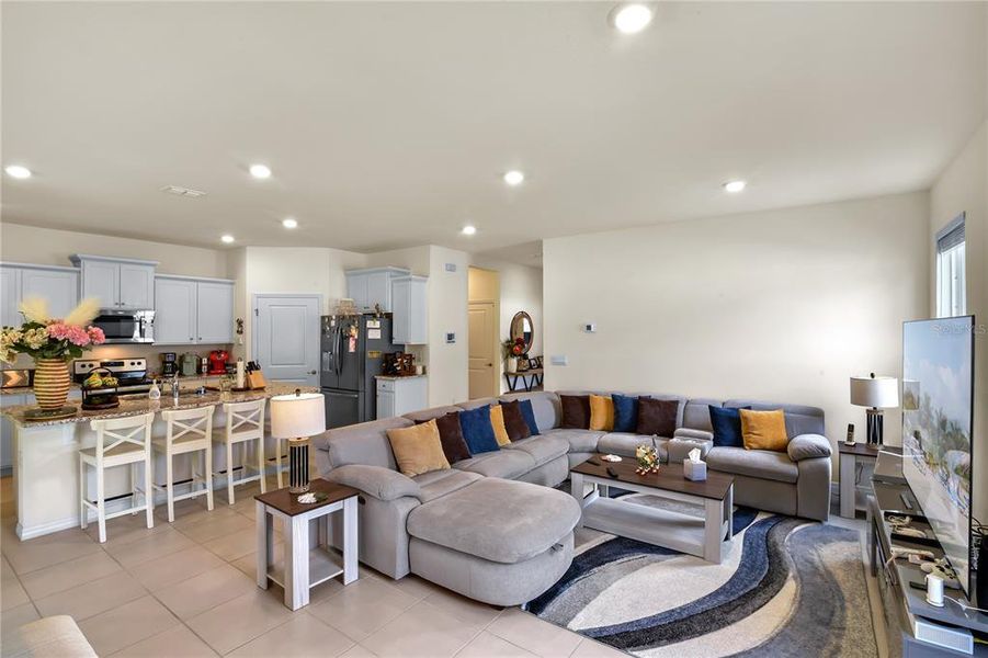 Furnished interior view inside a new home in , Ocala (Image 11).
