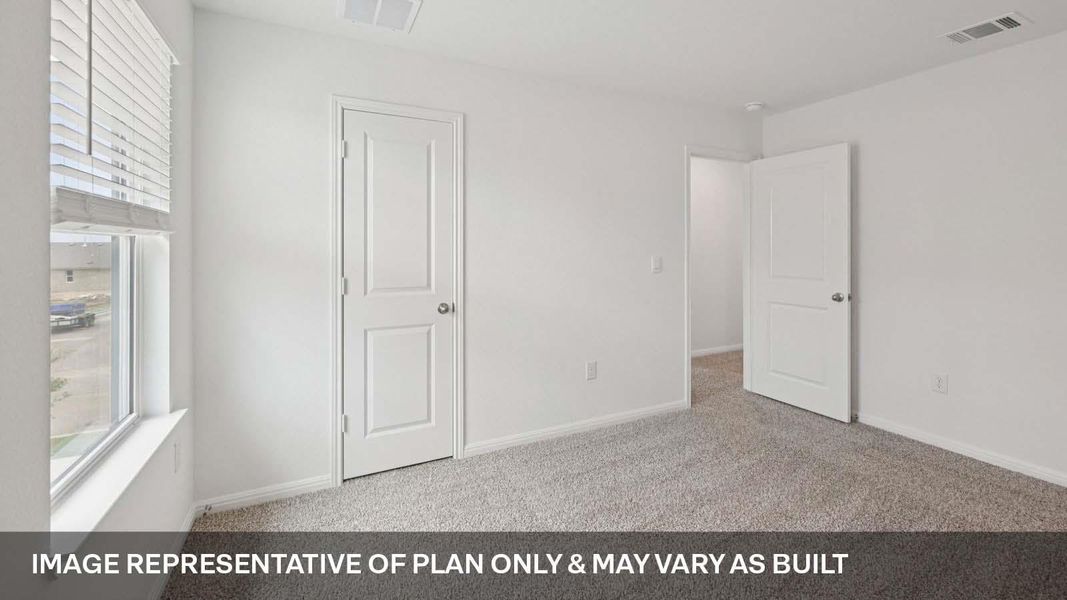 Spacious, unfurnished interior of a new home in Bar W Ranch, Leander (Image 30).