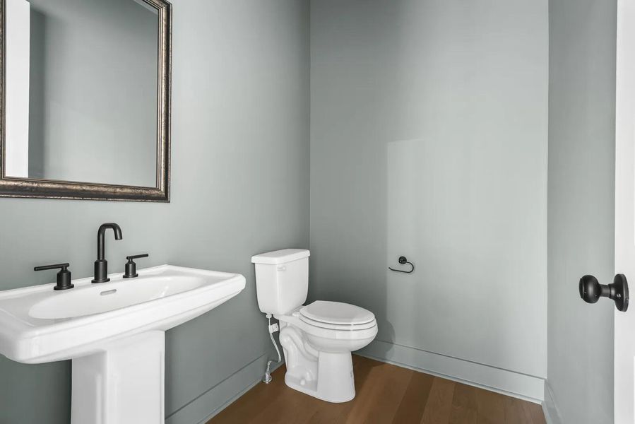 The Arydale B Bathroom