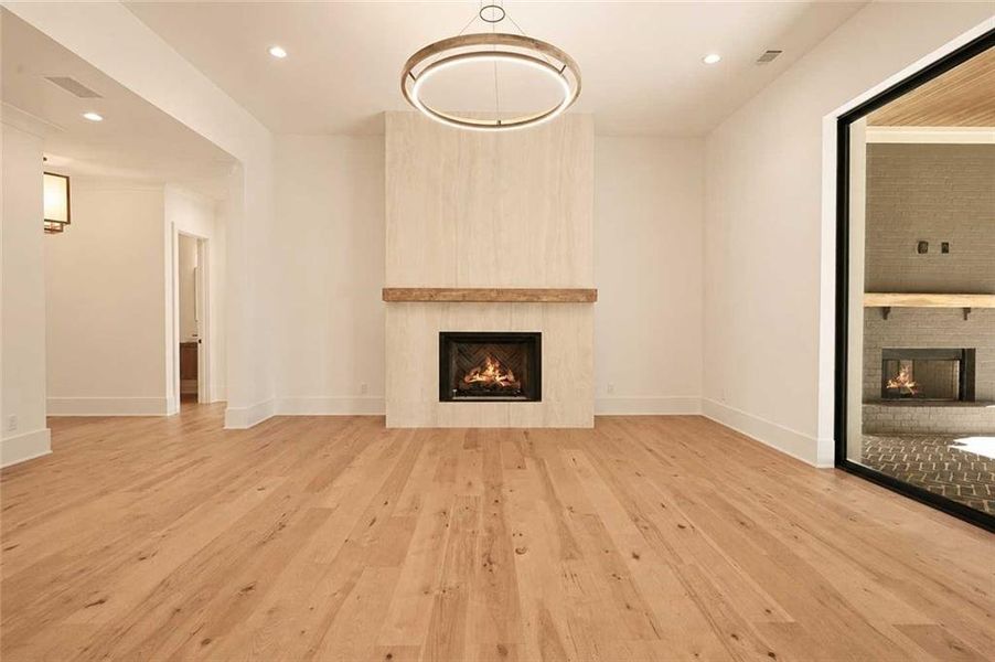 Spacious, unfurnished interior of a new home in , Woodstock (Image 14).