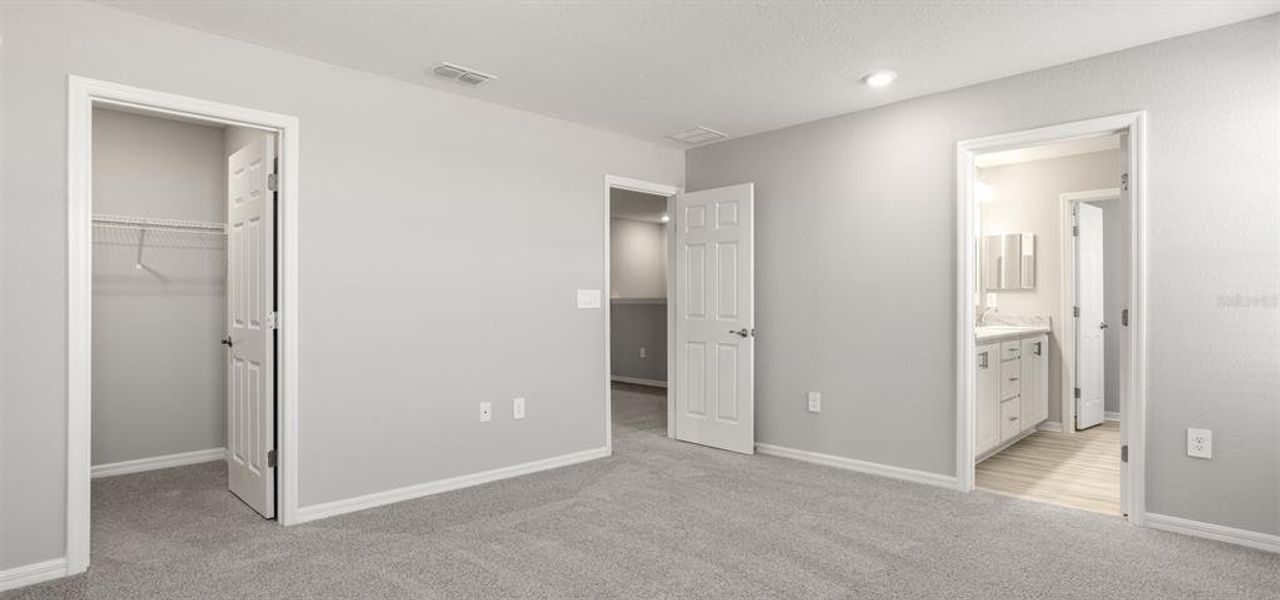 Spacious, unfurnished interior of a new home in VillaMar, Winter Haven (Image 9). Spacious, unfurnished interior of a new home in VillaMar, Winter Haven (Image 9).