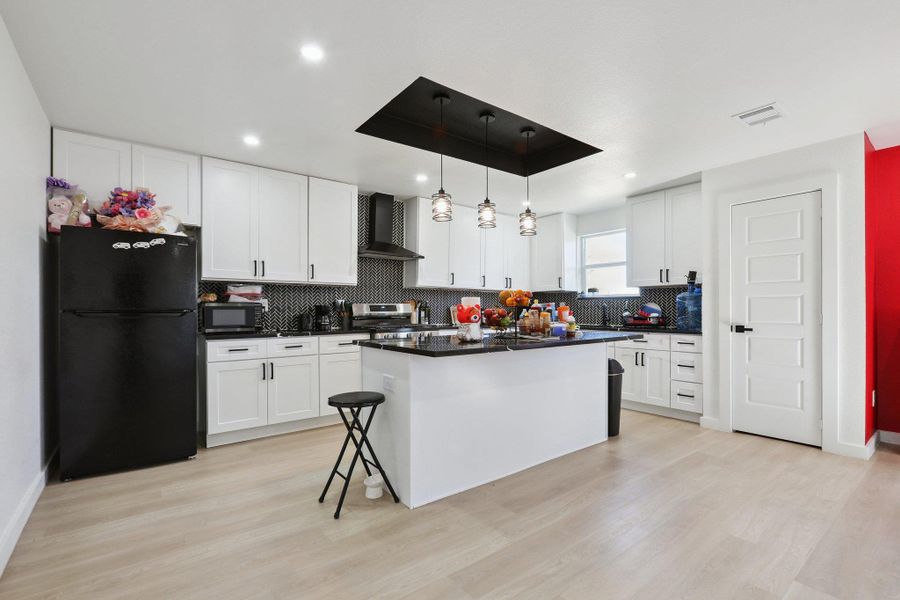 Furnished interior view inside a new home in , Dale (Image 5).