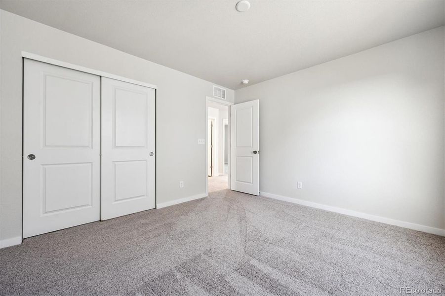 Spacious, unfurnished interior of a new home in Windler, Aurora (Image 20).