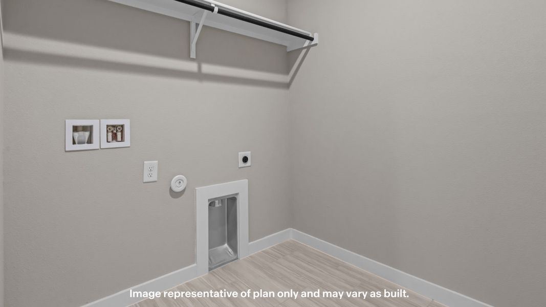 Spacious, unfurnished interior of a new home in Homestead at Parks Bell Ranch, Odessa (Image 26).