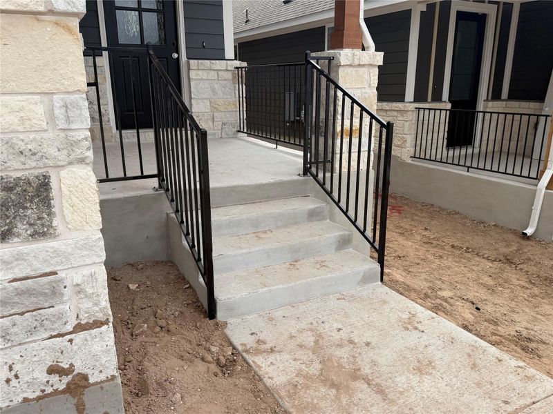 Exterior details and patio area of a home in Cannon Ranch 40s, Dripping Springs (Image 4).