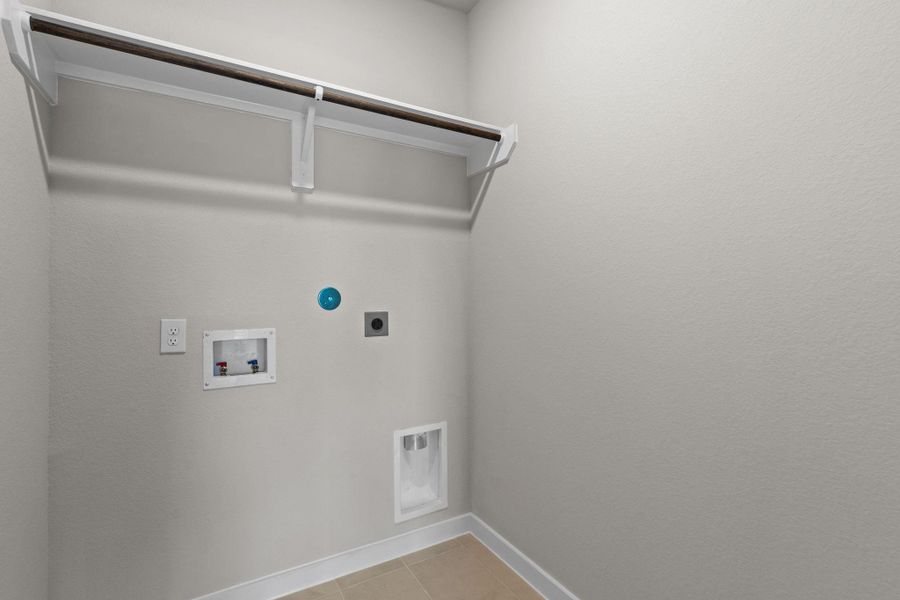 Spacious, unfurnished interior of a new home in Laurel Landing, Alvin (Image 22). Spacious, unfurnished interior of a new home in Laurel Landing, Alvin (Image 22).