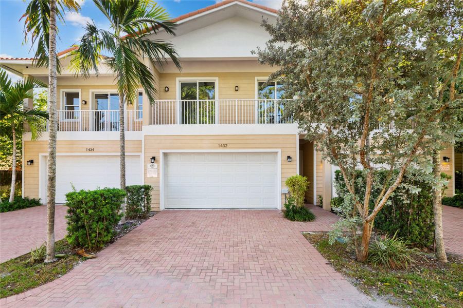 Front exterior of a new home in , Fort Lauderdale, FL, highlighting curb appeal (Image 20).