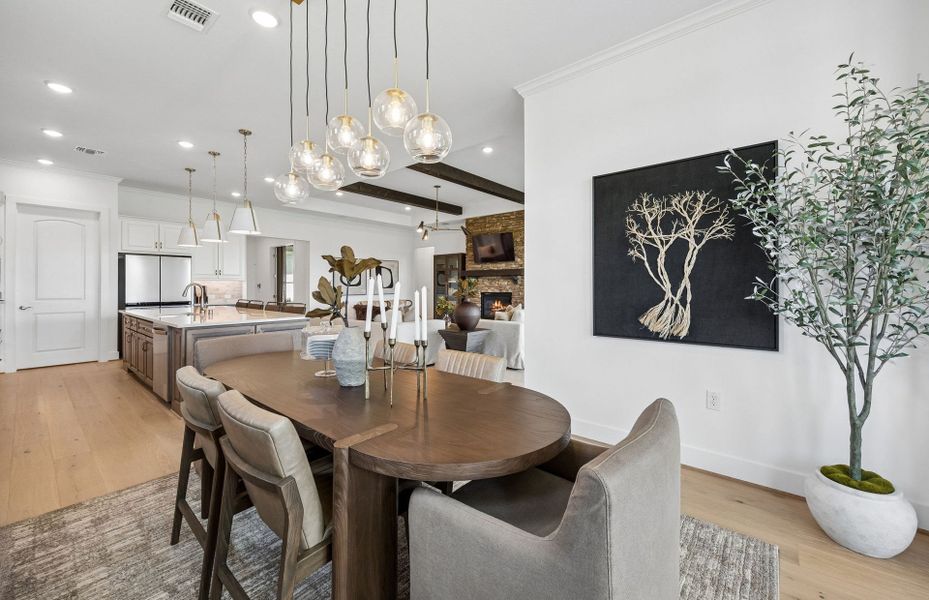 Representative furnished interior of a home built from the Stellar by Del Webb in Del Webb Sugar Land at Ryehill, Rosenberg (Image 27).